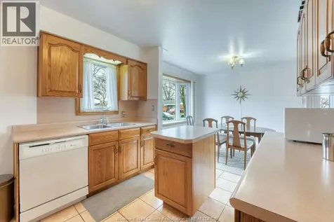 3603 Rockwell Boulevard Windsor ON N9E 2B1