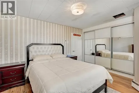 394 Cameron Avenue Windsor ON N9B 1Y7