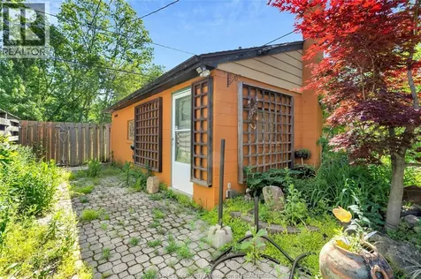 394 Cameron Avenue Windsor ON N9B 1Y7