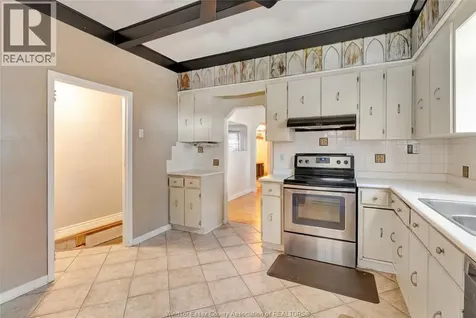 394 Cameron Avenue Windsor ON N9B 1Y7