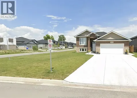 510 Harris Amherstburg ON N9V 0A9