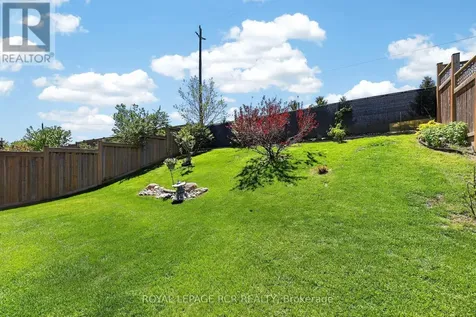 35 St. Paul's Place Orangeville ON L9W 0A5