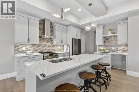 61 Hilton Court Amherstburg ON N9V 4B6