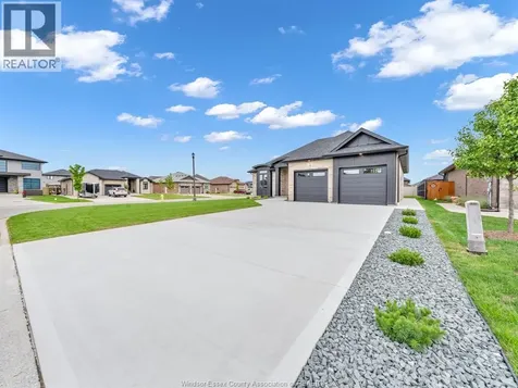 61 Hilton Court Amherstburg ON N9V 4B6
