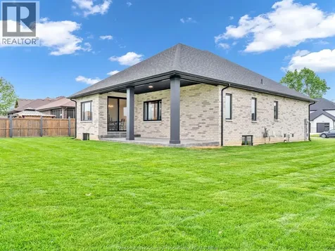 61 Hilton Court Amherstburg ON N9V 4B6