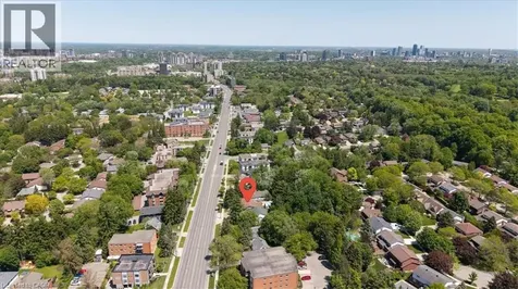 395 Erb Street Waterloo ON N2L 1W7