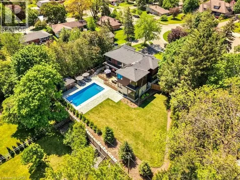 26 Golfview Place Kitchener ON N2M 2Y2