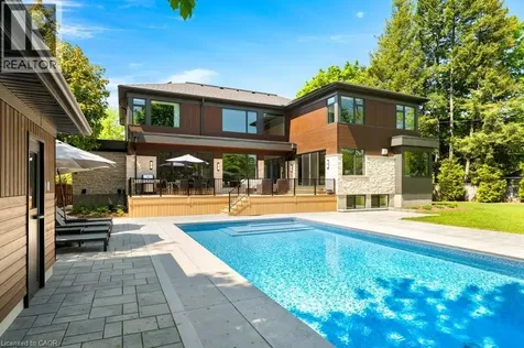 26 Golfview Place Kitchener ON N2M 2Y2