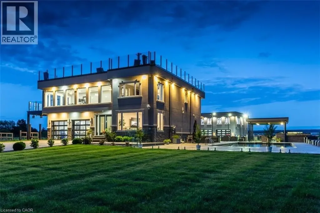 4939 Thirty Road North Beamsville ON L0R 1B3