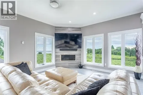 4939 Thirty Road North Beamsville ON L0R 1B3