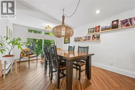 16 Parkwood Drive Cambridge ON N1S 3K7