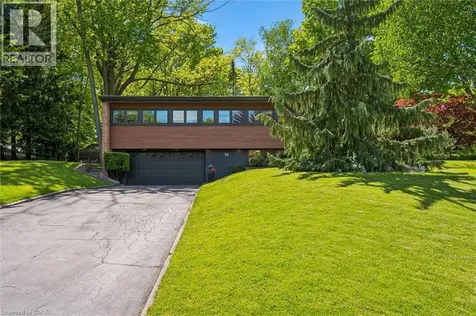 16 Parkwood Drive Cambridge ON N1S 3K7