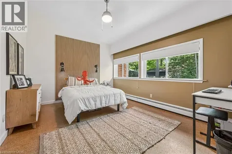 16 Parkwood Drive Cambridge ON N1S 3K7