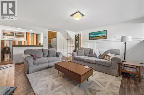 16 Parkwood Drive Cambridge ON N1S 3K7