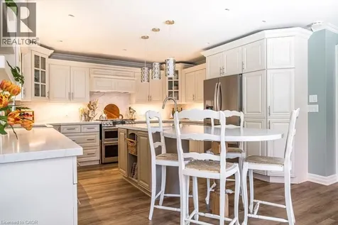 64 Miller Drive Ancaster ON L9G 2J1