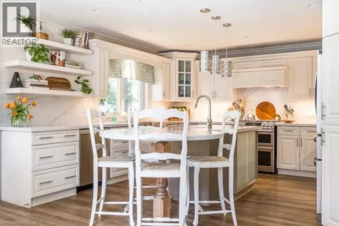 64 Miller Drive Ancaster ON L9G 2J1
