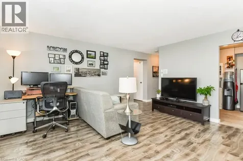 225 Harvard Place Waterloo ON N2J 4H4