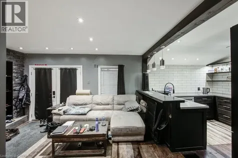 83 Oxford Street Woodstock ON N4S 6A4