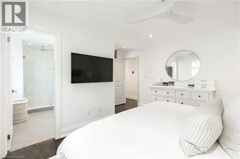 1171 Tisdale Street Oakville ON L6L 2S9