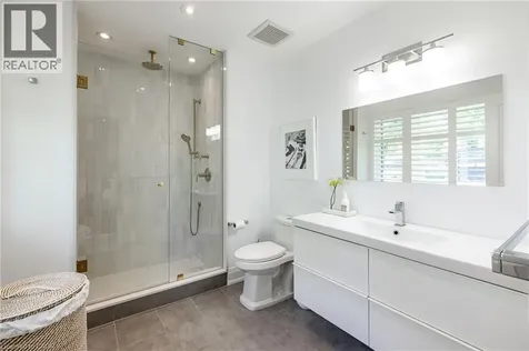 1171 Tisdale Street Oakville ON L6L 2S9