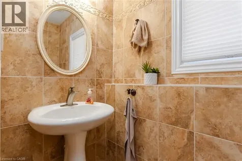 135 Schweitzer Crescent Wellesley ON N0B 2T0