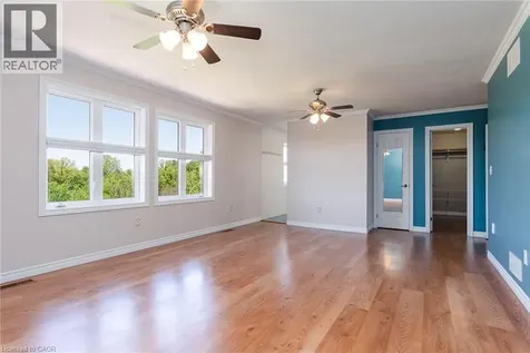 135 Schweitzer Crescent Wellesley ON N0B 2T0