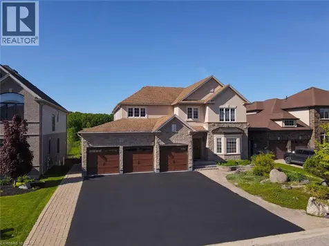 135 Schweitzer Crescent Wellesley ON N0B 2T0