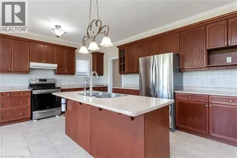 135 Schweitzer Crescent Wellesley ON N0B 2T0