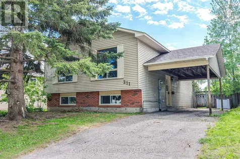 211 Westmount Drive South Orillia ON L3V 6E5