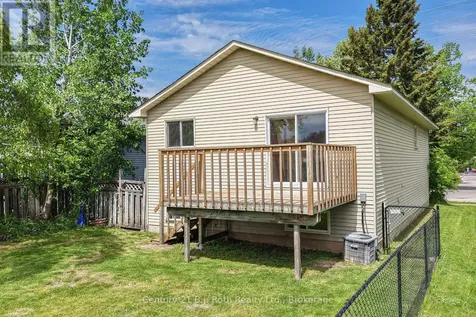 211 Westmount Drive South Orillia ON L3V 6E5