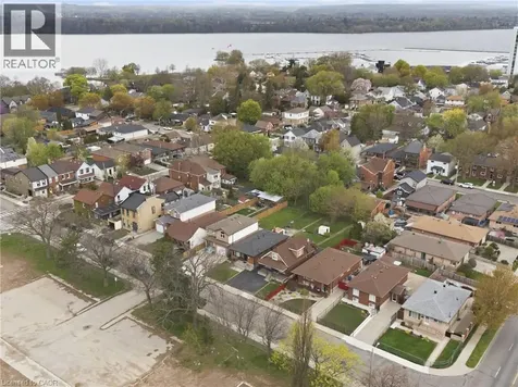 18 Ferrie Street West Hamilton ON L8L 1C5