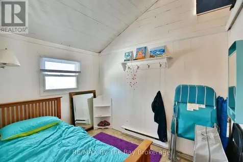 33 17th Street North Wasaga Beach ON L9Z 2J1