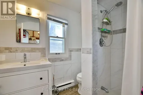 33 17th Street North Wasaga Beach ON L9Z 2J1