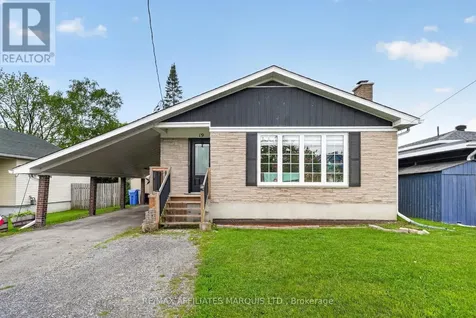 19 Dunbar Avenue Cornwall ON K6H 5M6
