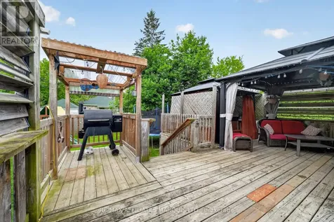 19 Dunbar Avenue Cornwall ON K6H 5M6