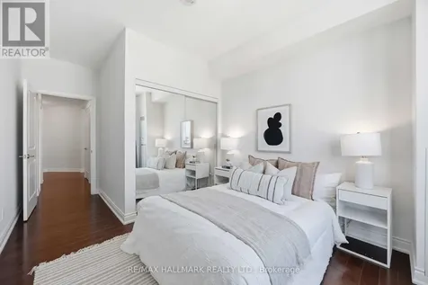 10 Bloorview Place Toronto (don Valley Village) ON M2J 0B1