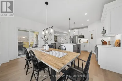 15 Maidens Crescent Collingwood ON L9Y 3B7