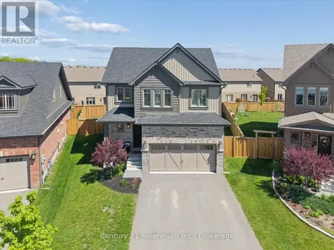 15 Maidens Crescent Collingwood ON L9Y 3B7