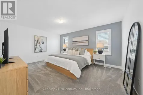 15 Maidens Crescent Collingwood ON L9Y 3B7