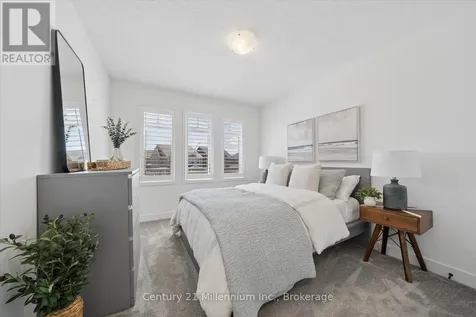 15 Maidens Crescent Collingwood ON L9Y 3B7