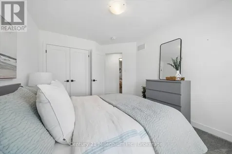 15 Maidens Crescent Collingwood ON L9Y 3B7