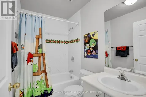 49B First Avenue Ottawa ON K1S 2G1