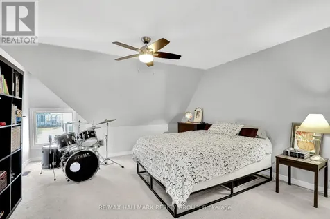 49B First Avenue Ottawa ON K1S 2G1