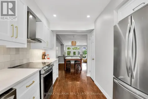 49B First Avenue Ottawa ON K1S 2G1