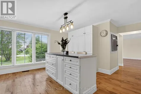 434 High Street Beckwith ON K7C 3P1