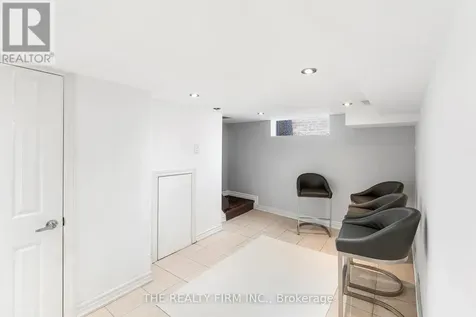 31 Fifth Avenue St. Thomas ON N5R 4C2