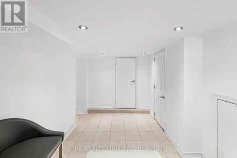 31 Fifth Avenue St. Thomas ON N5R 4C2