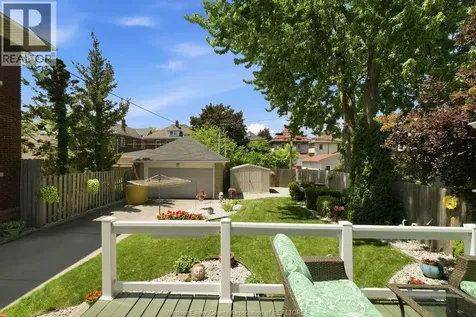439 Moy Avenue Windsor ON N9A 2N3