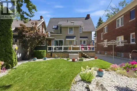 439 Moy Avenue Windsor ON N9A 2N3