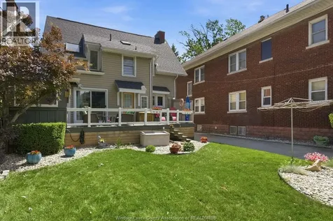 439 Moy Avenue Windsor ON N9A 2N3